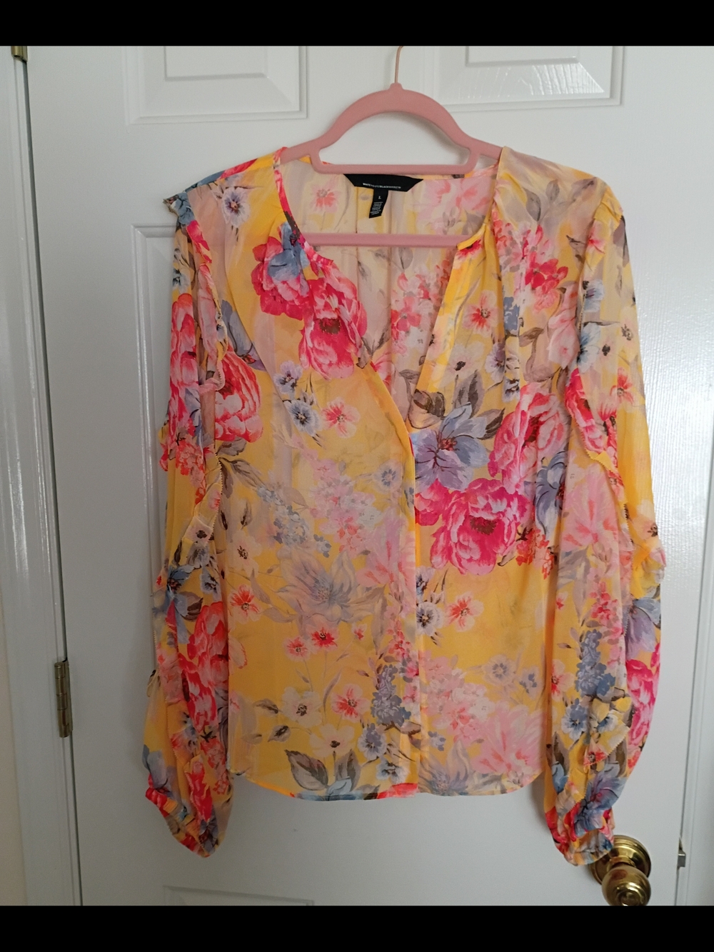 White House Black Market Yellow Floral V-Neck Blouse Size Large